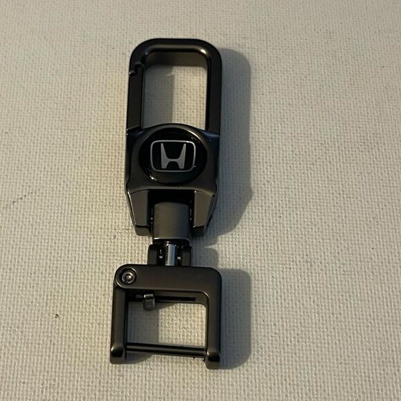 Honda Key Fob Keychain in Metal NWT - Picture 2 of 6